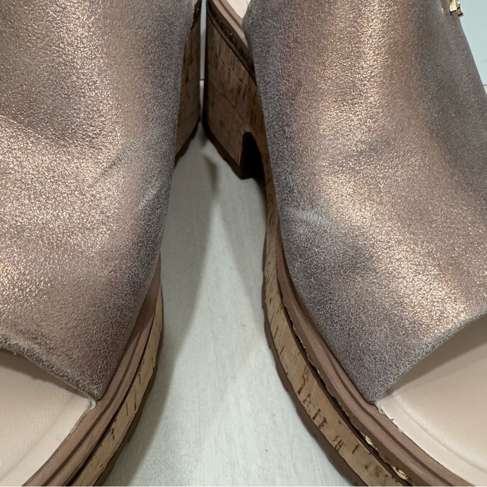 Karl Lagerfeld Paris Clarina Platform Sandal Latte Women's 10 Metallic Brown - Picture 14 of 16
